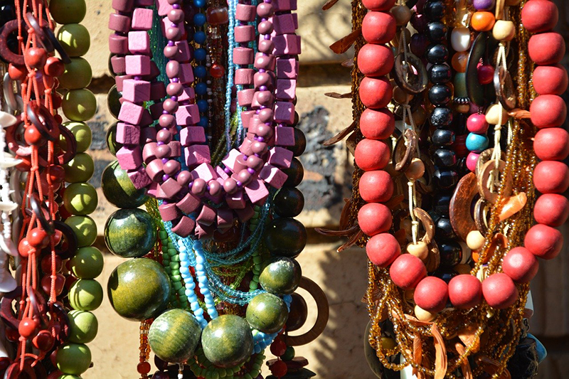 nursing-necklace